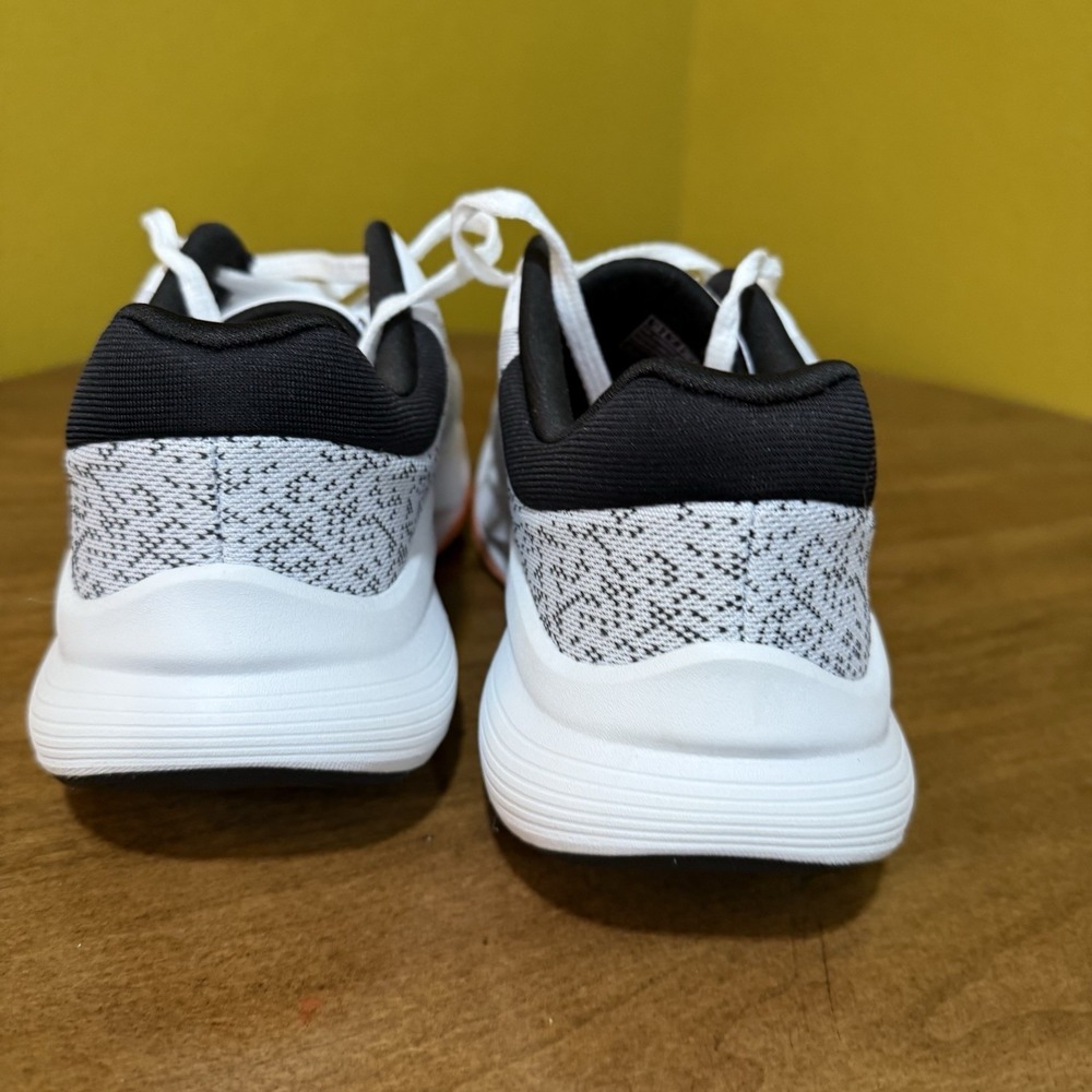 Skechers GO WALK MAX WALKER- VEA 125053 Women's Size 10 White Black Orange - Picture 8 of 11